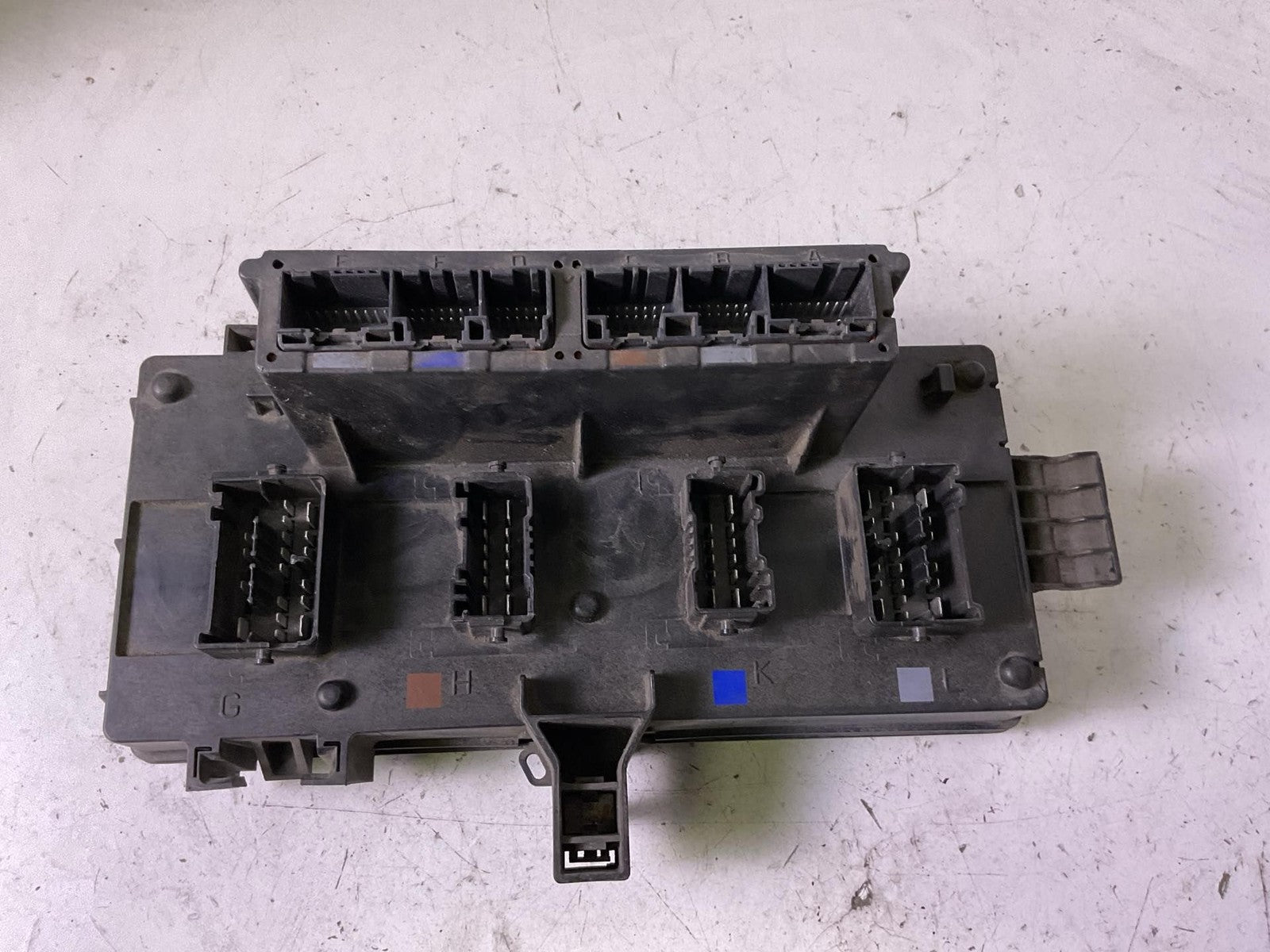 Engine Fuse Box DODGE PICKUP 1500 084