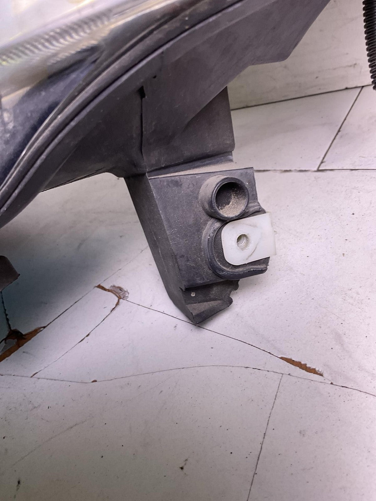 Headlamp Assembly FORD ESCAPE Left 13 14 15 161