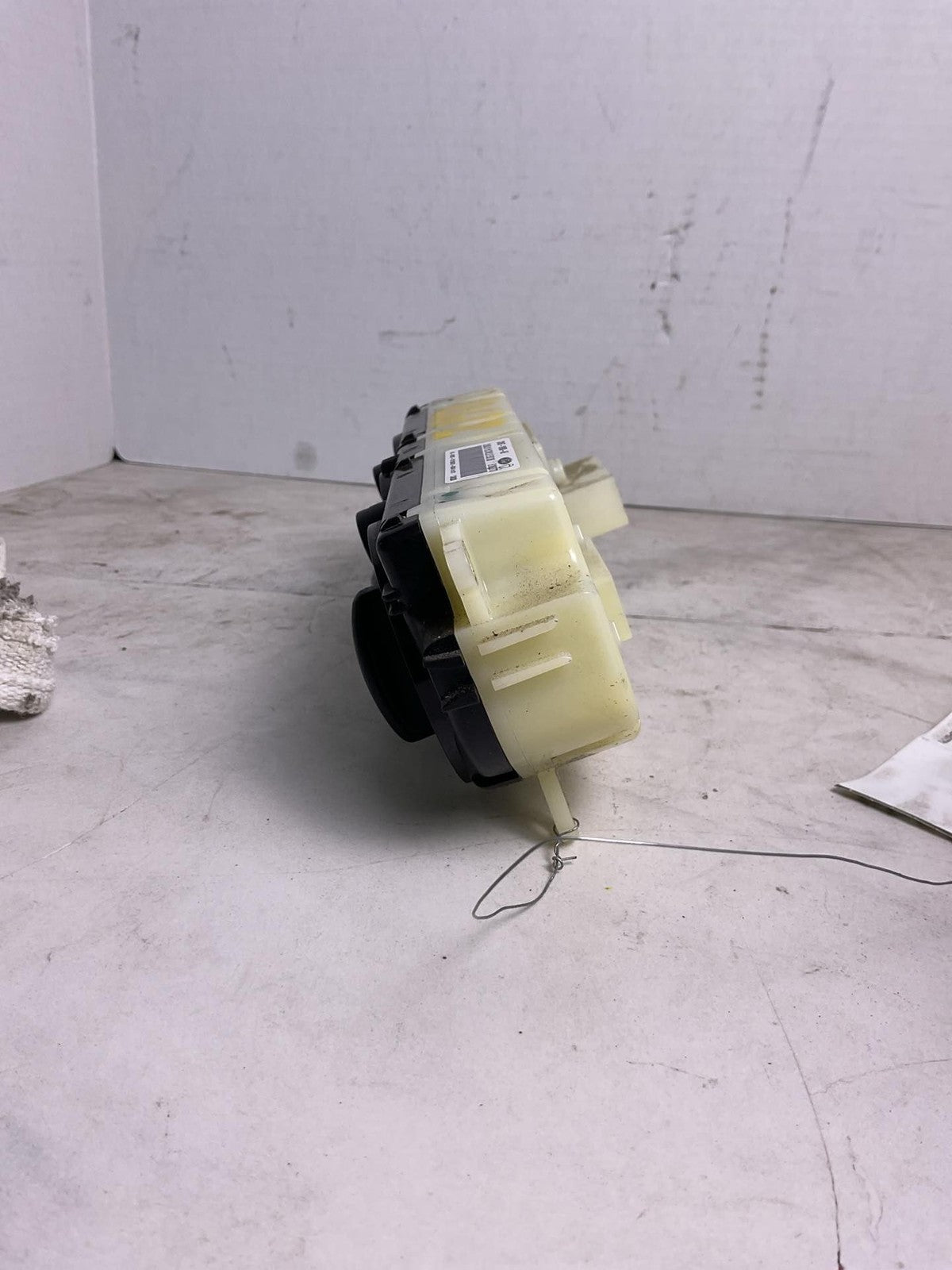 Heater A/c Control FORD FOCUS 13 144