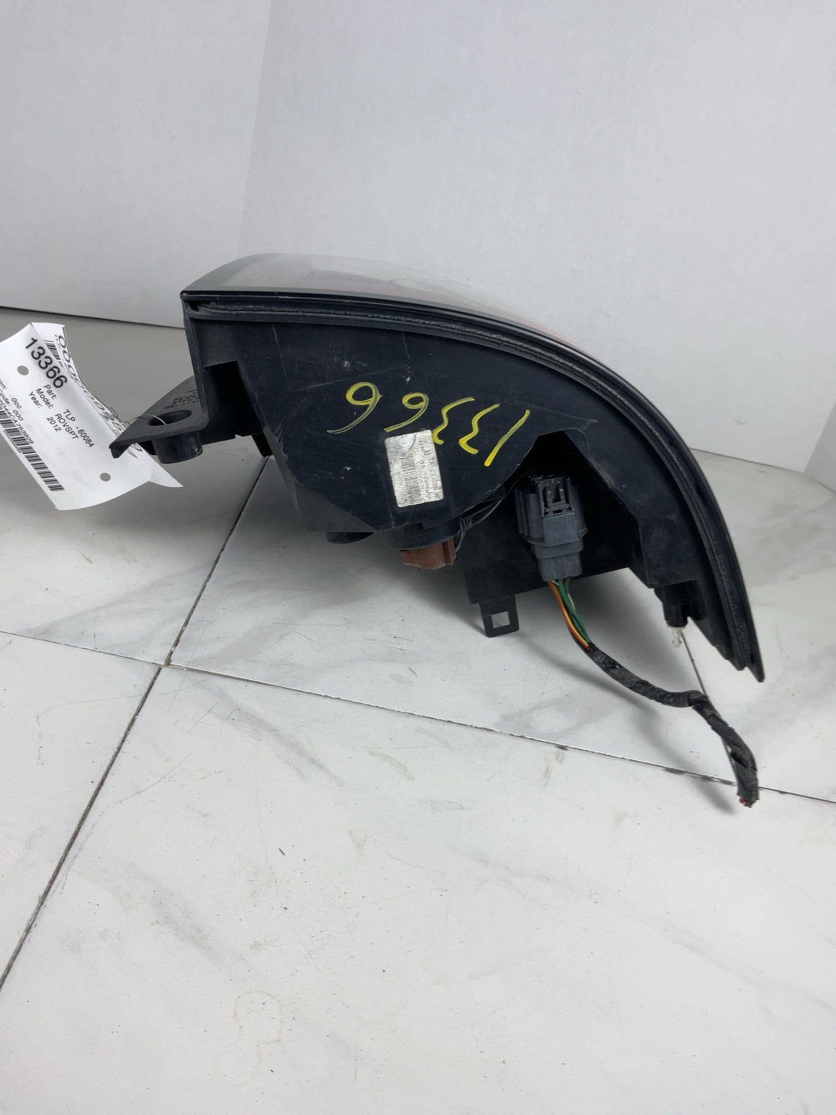 Right Passenger Side Tail Light Assembly for 2012-2013 RANGE ROVER SPORT2