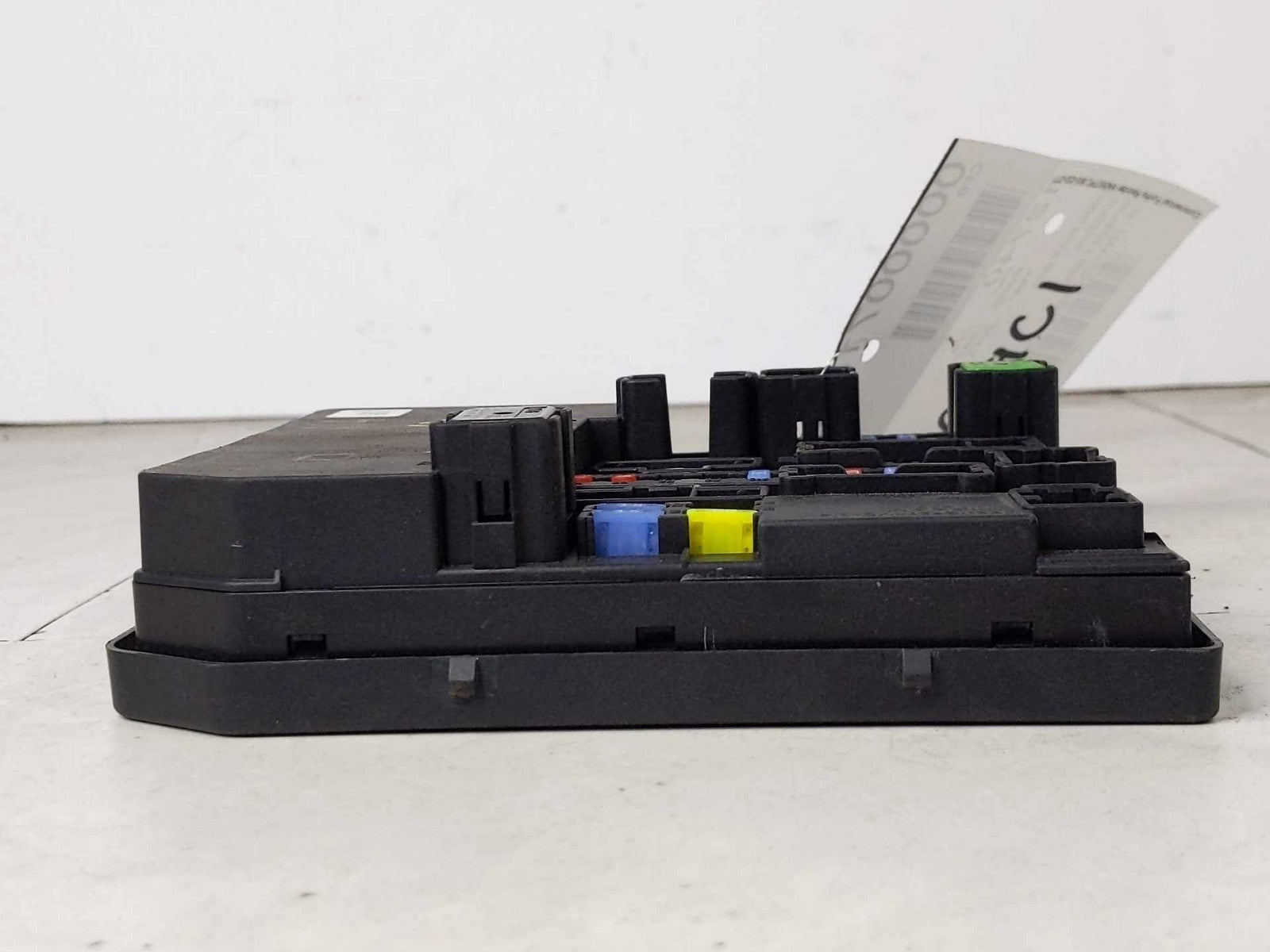 Cabin Fuse Box NISSAN LEAF 134