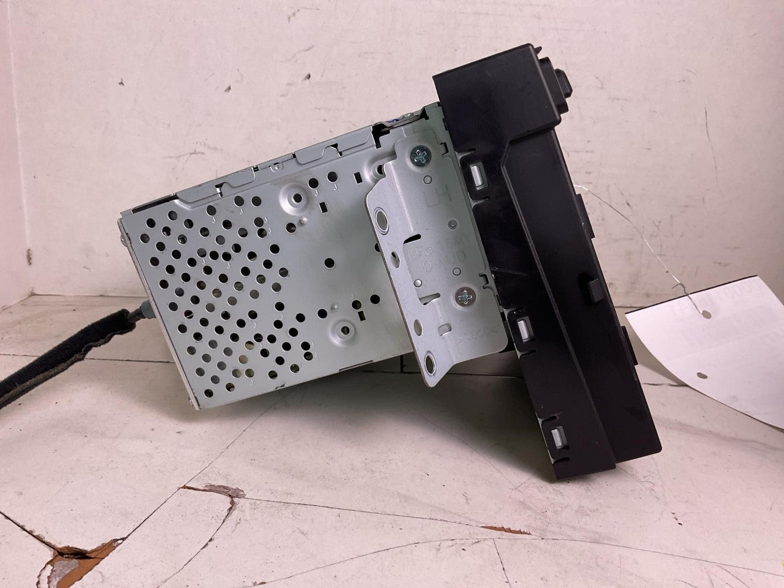 Audio & Visual Equip.(radio) HYUNDAI SONATA 16 171