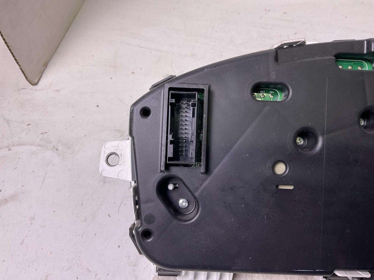 Speedometer ESCALADE ESV 086