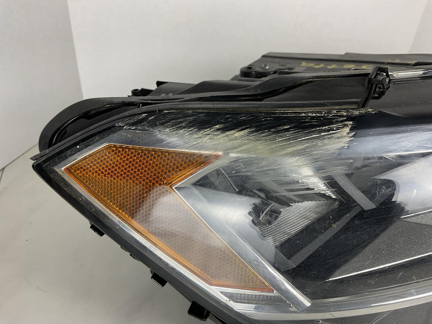 Right Passenger Side Headlamp Assembly For 2019-2023 JETTA EXCEPT GLI1