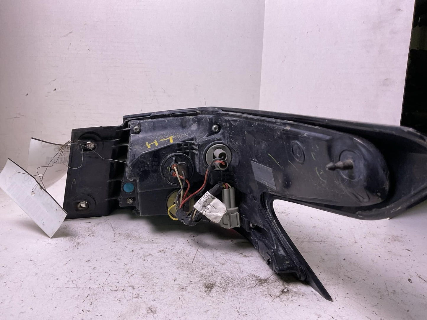 Tail Light Assembly NISSAN VERSA Left 20 21 22 23 243