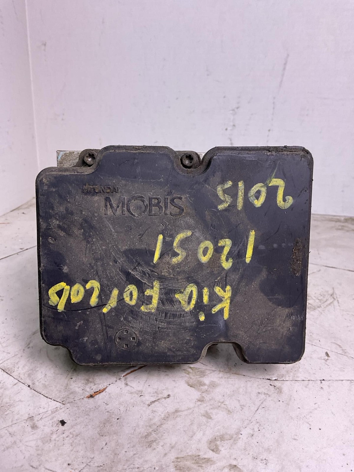 Anti-lock Brake Parts KIA FORTE 14 15 164