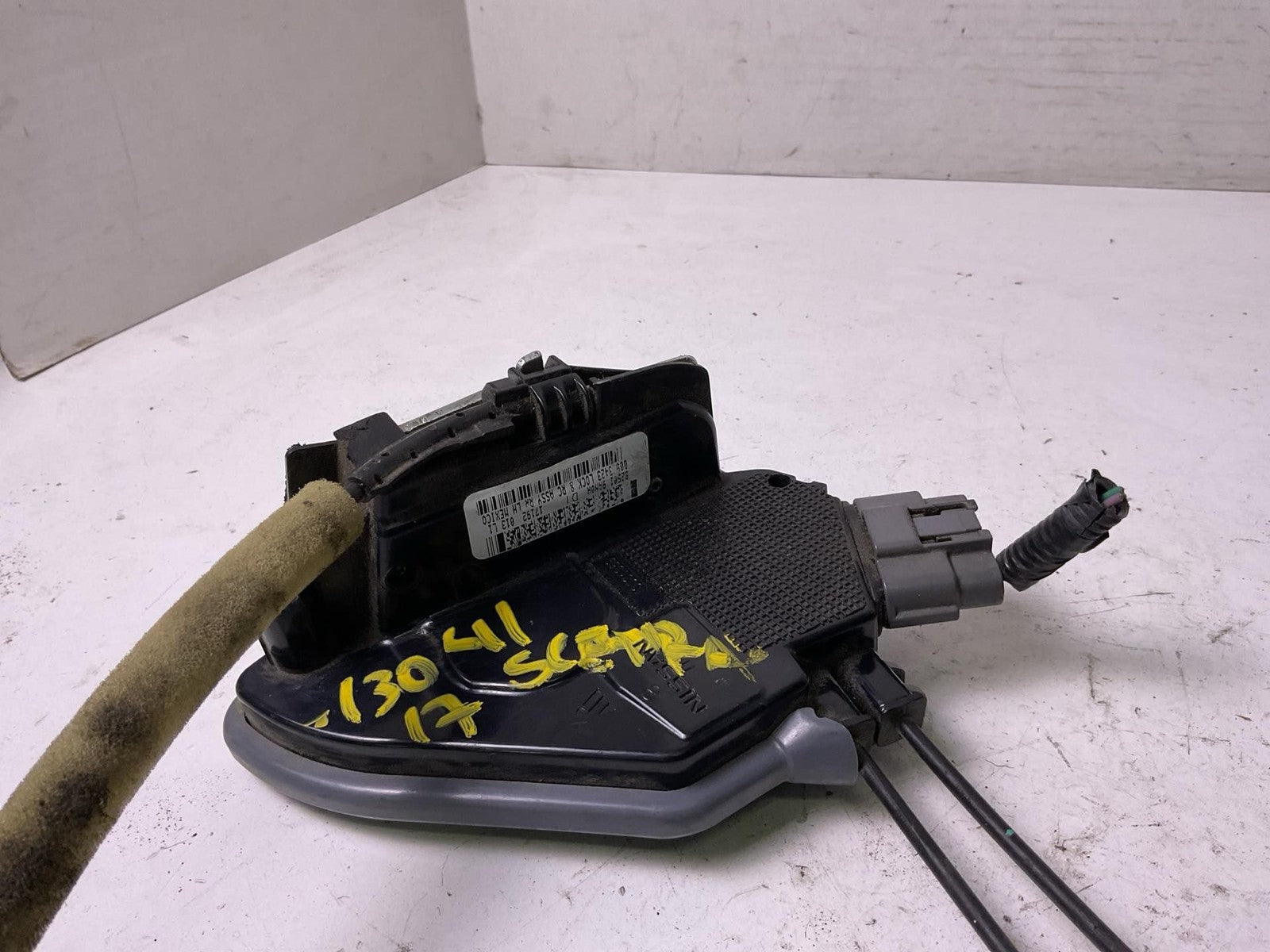 Outside Door Handle NISSAN SENTRA Left 13 14 15 16 17 18 195