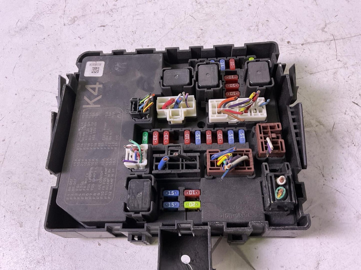 Engine Fuse Box INFINITI QX80 14 15 16 17 18 19 20 21 22 23 240