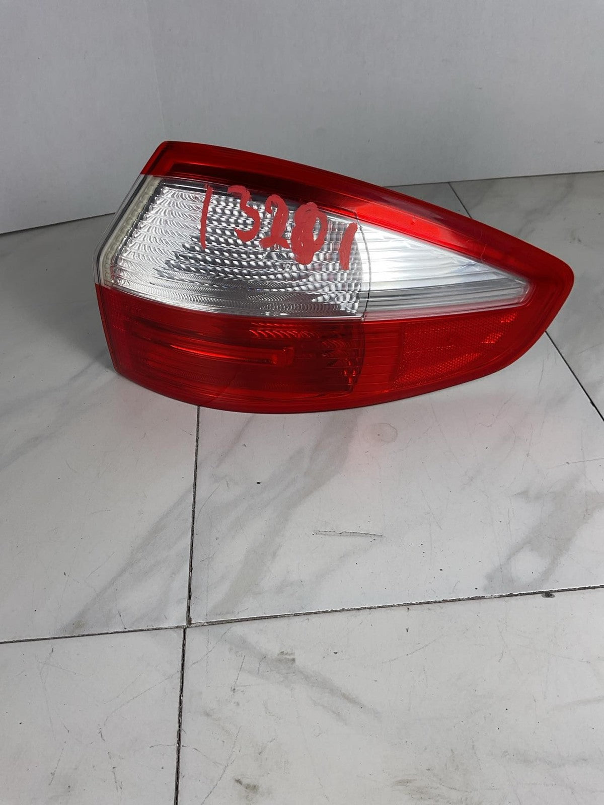 Tail Light Assembly FORD FIESTA Right 14 15 16 17 18 190