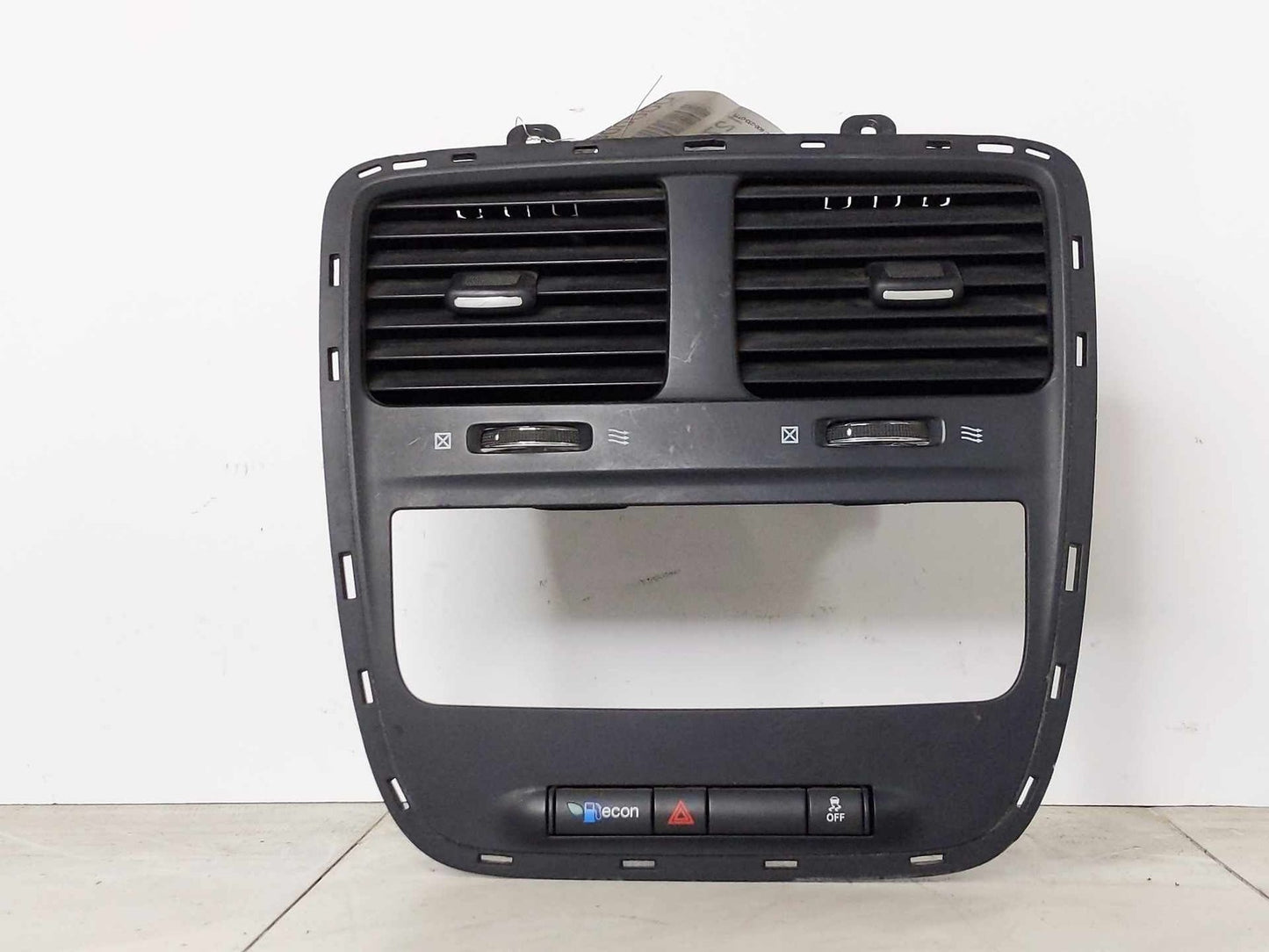 Air Cond./heater Vents DODGE CARAVAN 140