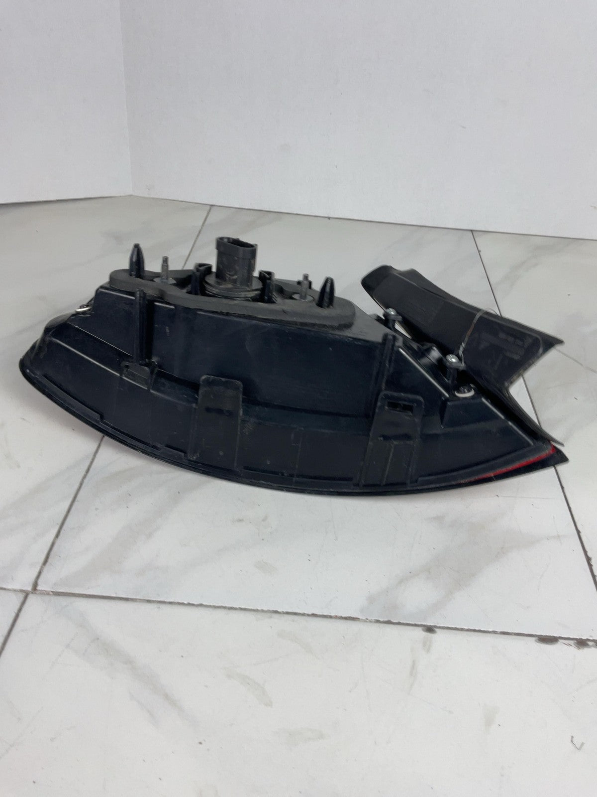 Tail Light Assembly DODGE DART Right 13 14 15 164