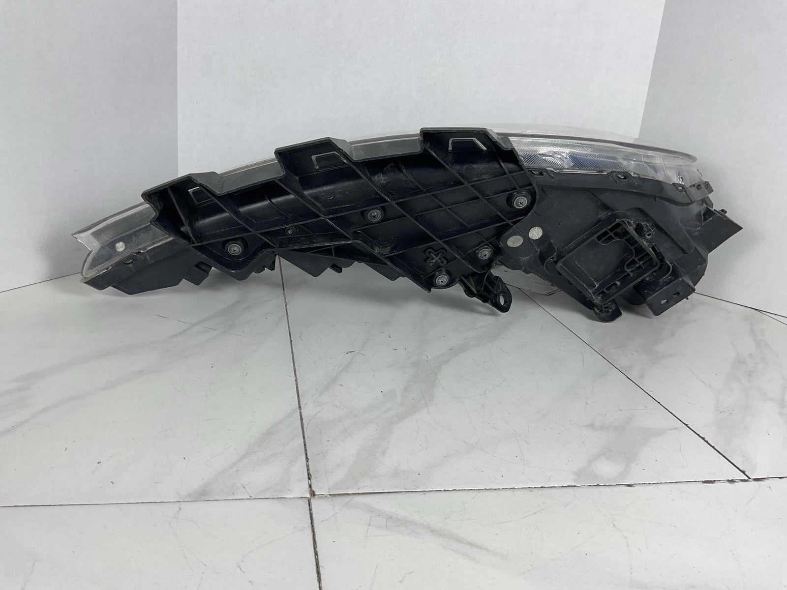 Left Driver Side Head Light Assembly For 2015-2017 CHRYSLER 2002