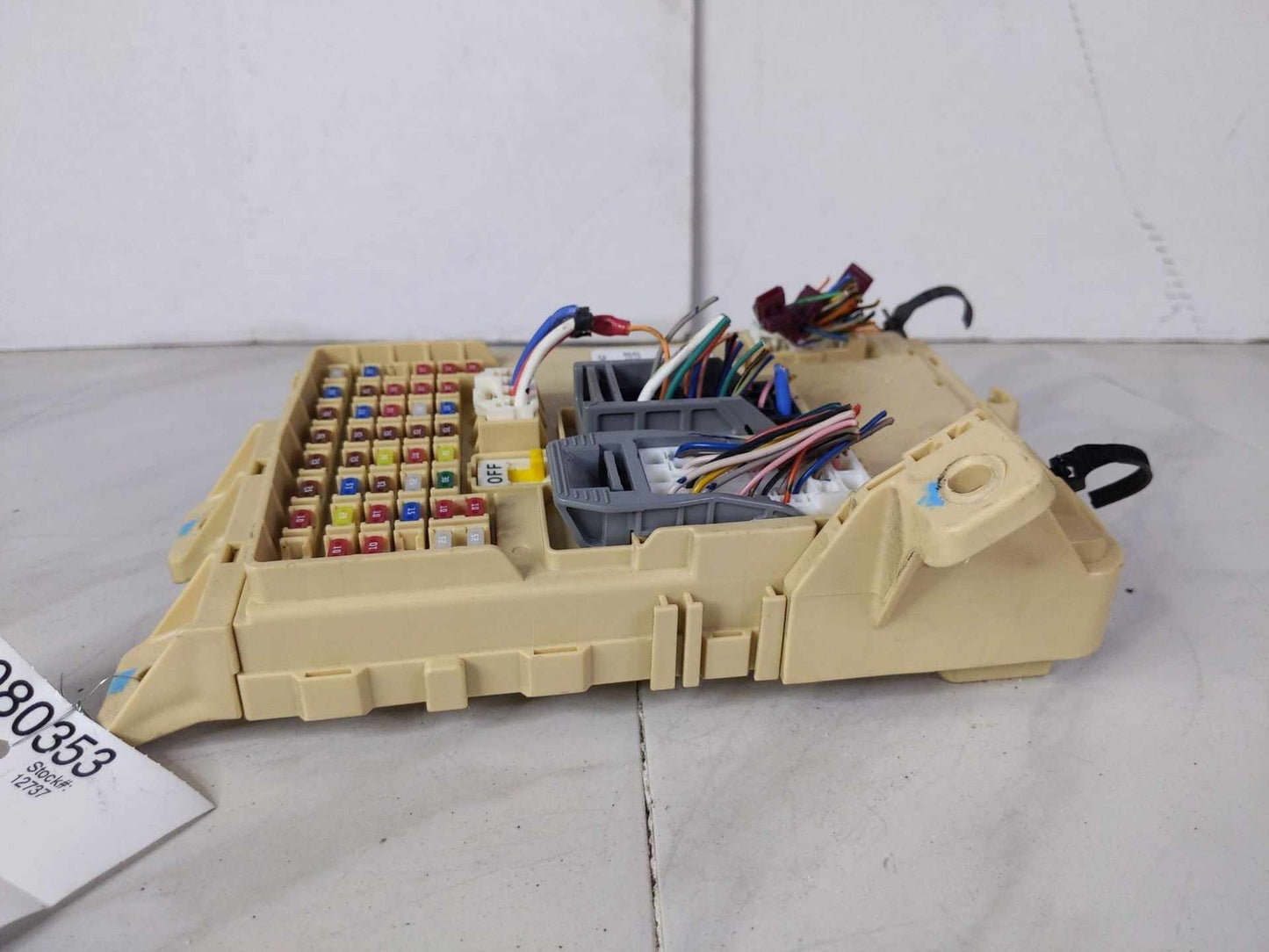 Cabin Fuse Box HYUNDAI ELANTRA 176