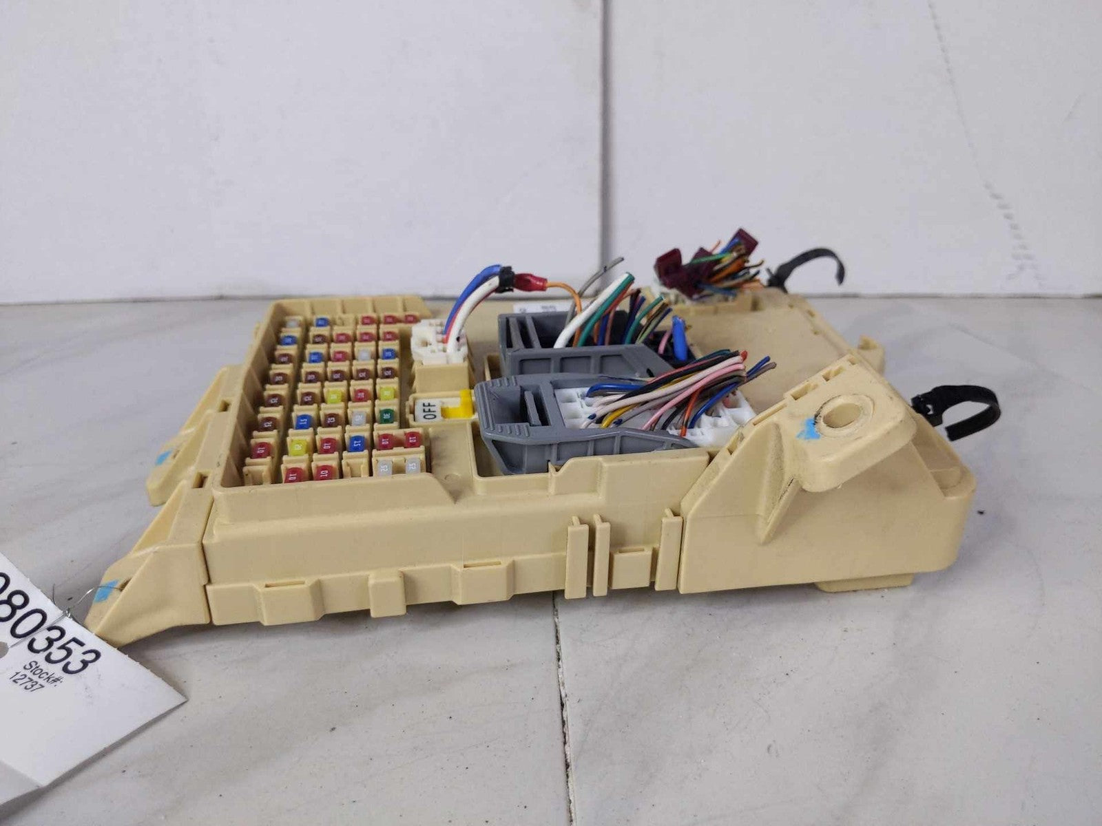 Cabin Fuse Box HYUNDAI ELANTRA 176