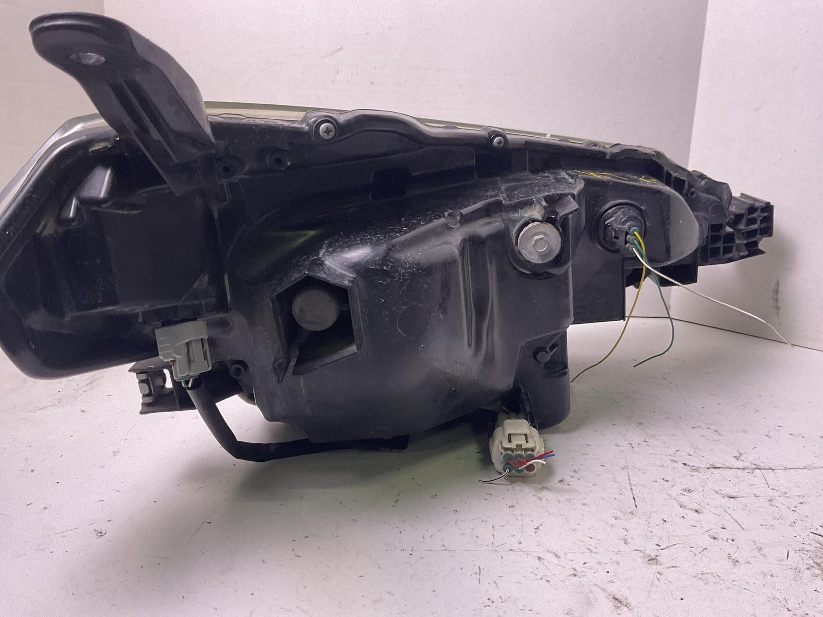 Headlamp Assembly TOYOTA COROLLA Left 17 18 194