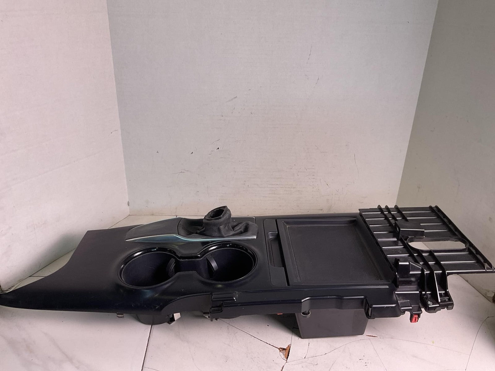 Front Console TOYOTA CAMRY 18 19 200