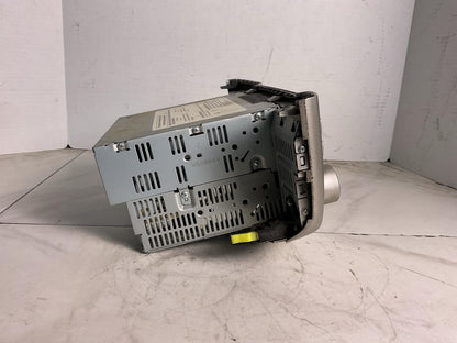 Audio & Visual Equip.(radio) LEXUS RX330 04 05 063