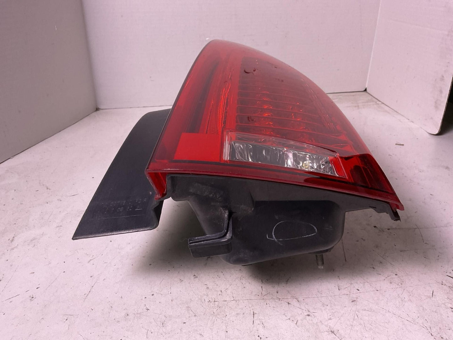 Tail Light Assembly CADILLAC CTS Right 08 09 10 11 12 13 142