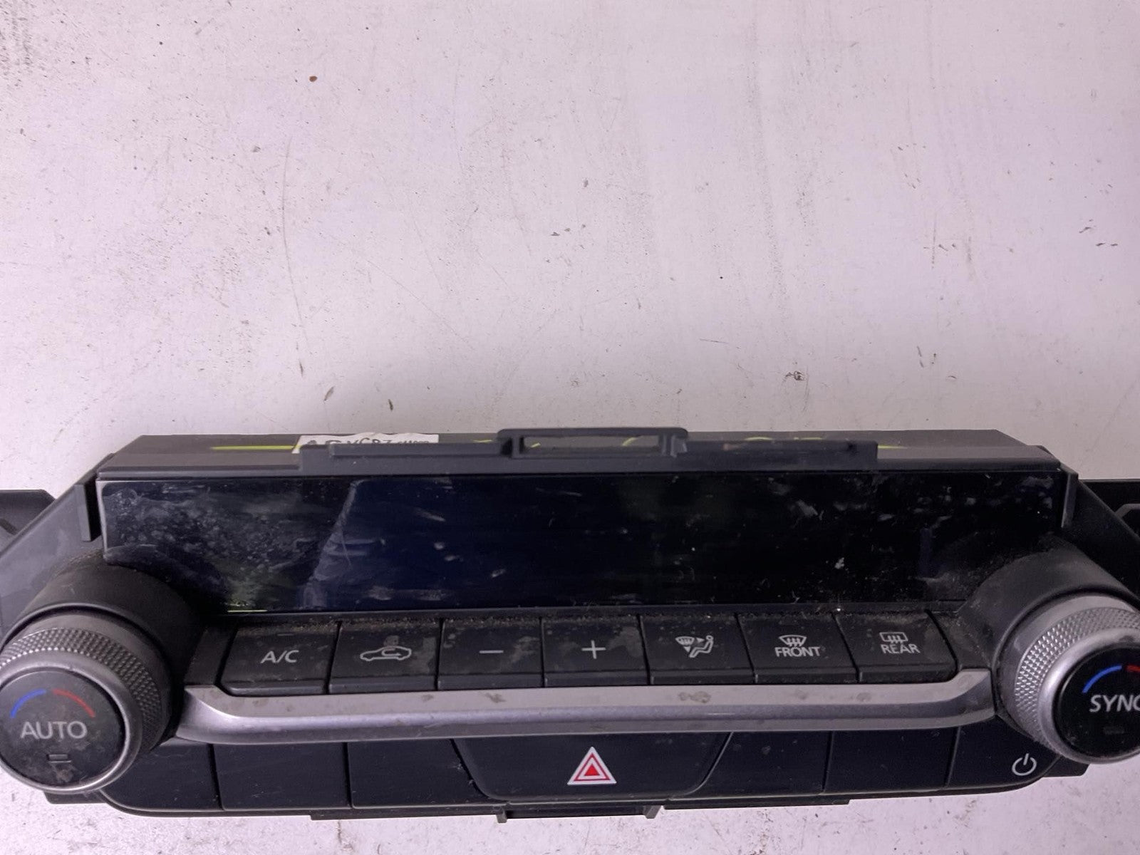 Heater A/c Control MAZDA CX30 241