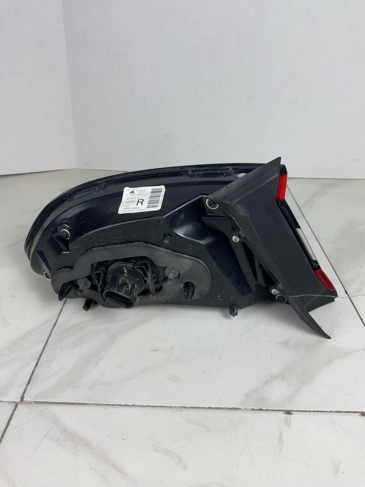 Tail Light Assembly DODGE DART Right 13 14 15 163