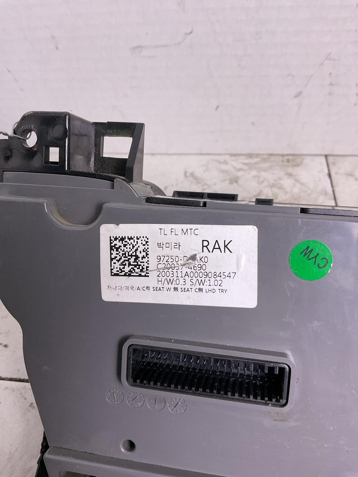 Heater A/c Control HYUNDAI TUCSON 19 20 212