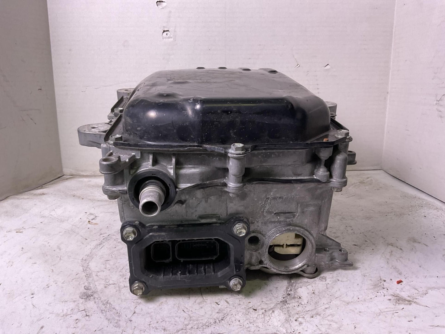 Converter/inverter/charger TOYOTA PRIUS 120