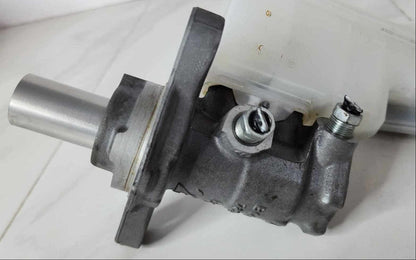 Master Cylinder NISSAN ROGUE SPORT 17 18 19 20 21 221