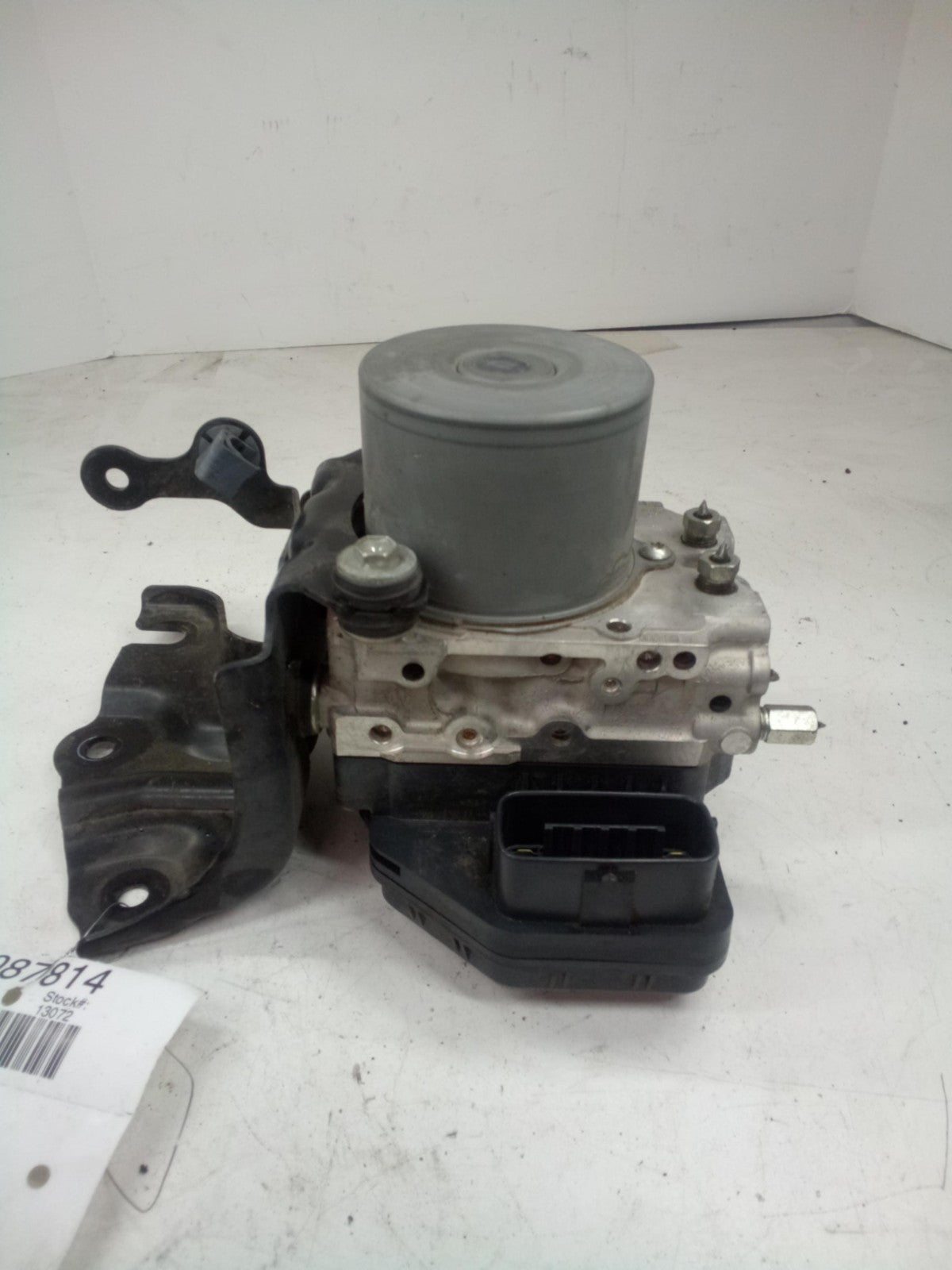 Anti-lock Brake Parts SCION TC 14 15 165