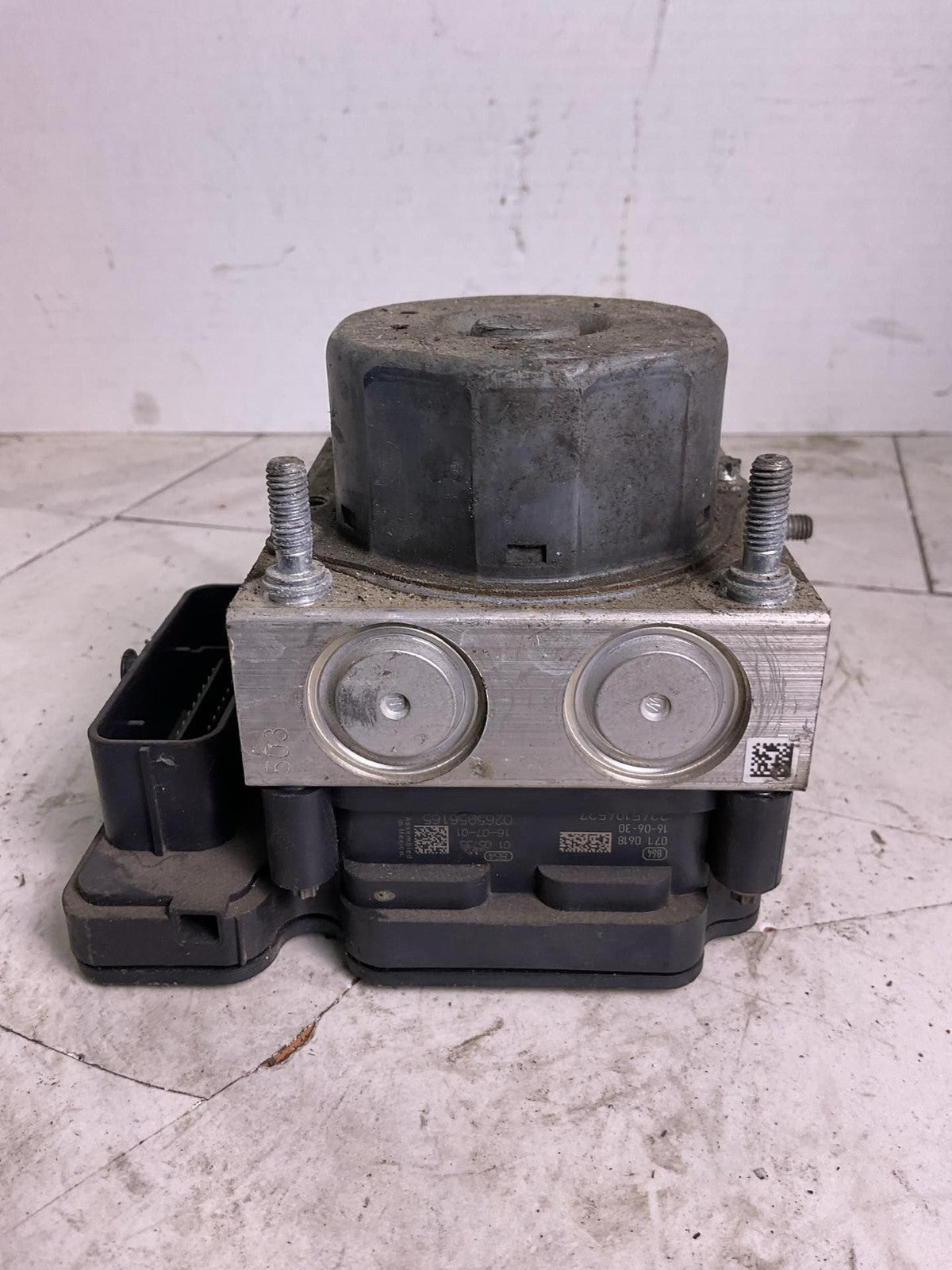 Anti-lock Brake Parts NISSAN VERSA 14 15 16 17 18 191