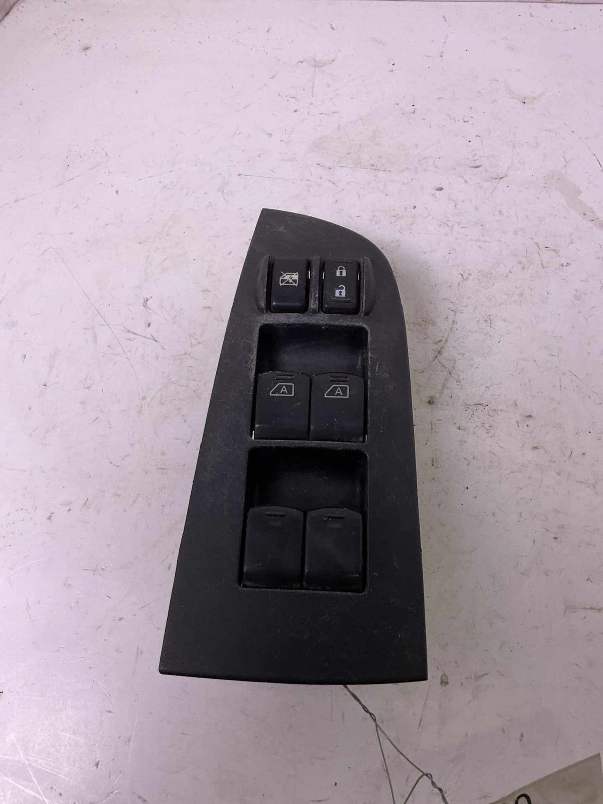 45887952