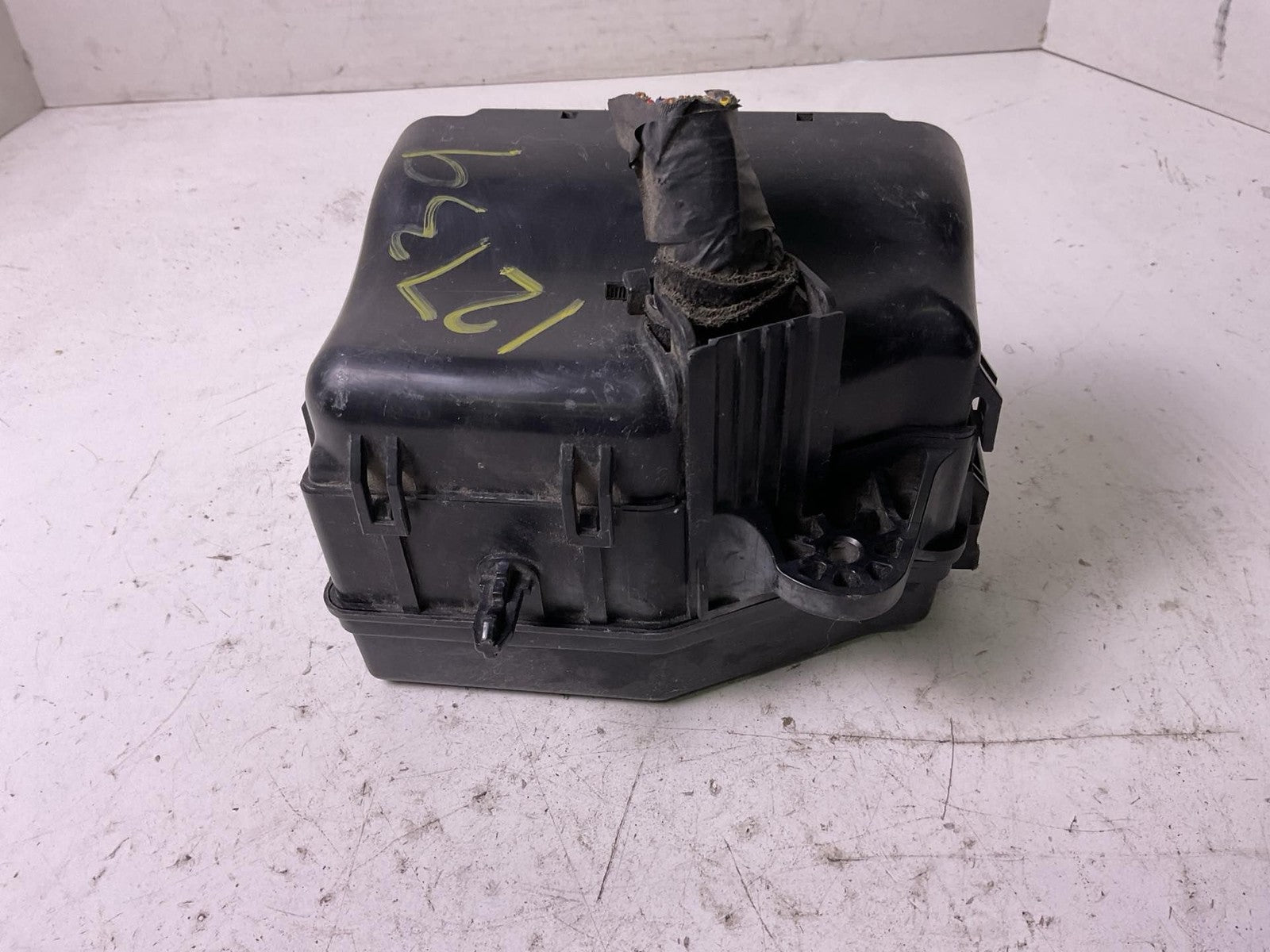 Engine Fuse Box HYUNDAI ACCENT 15 16 174