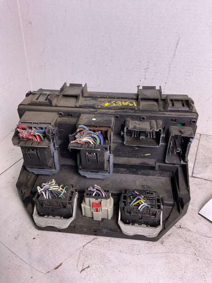 Engine Fuse Box DODGE CARAVAN 195