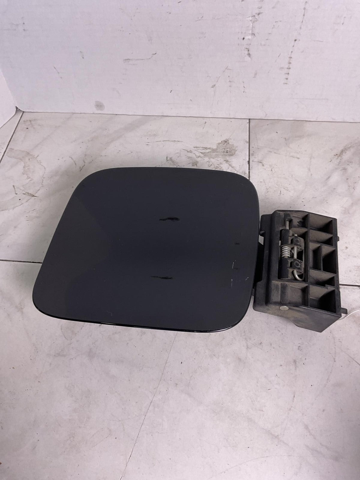 Fuel Tank Door NISSAN VERSA 20 21 22 23 240