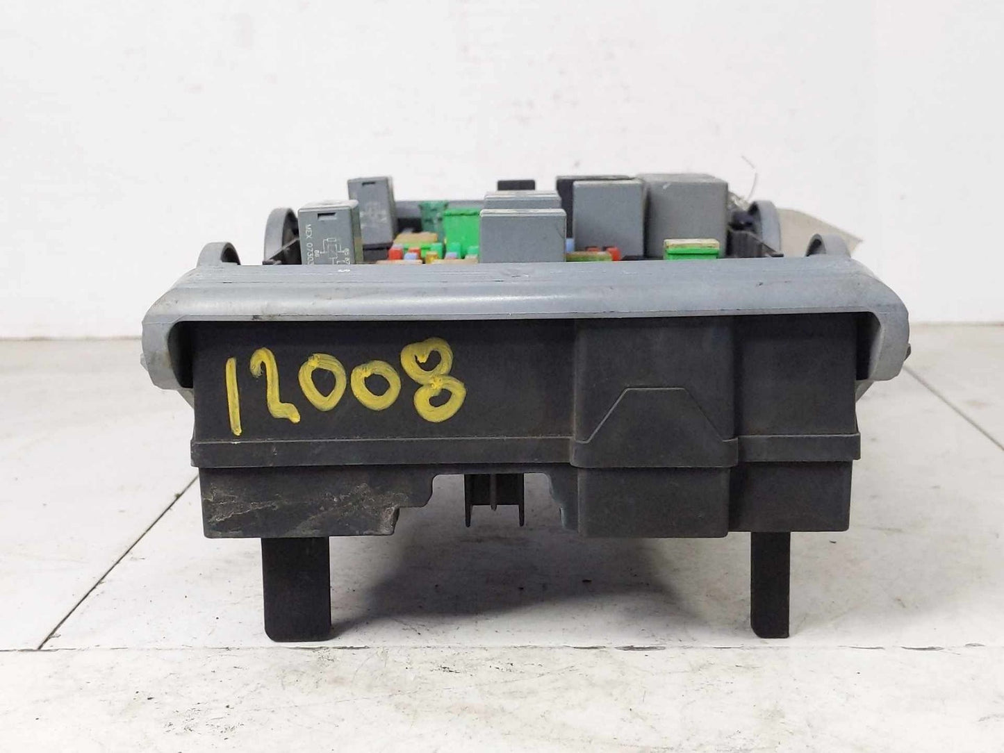 Engine Fuse Box CHEVY SILVERADO 1500 10 11 12 133