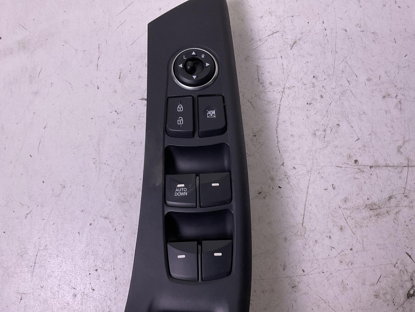 Door Switch Front HYUNDAI ELANTRA 14 15 161