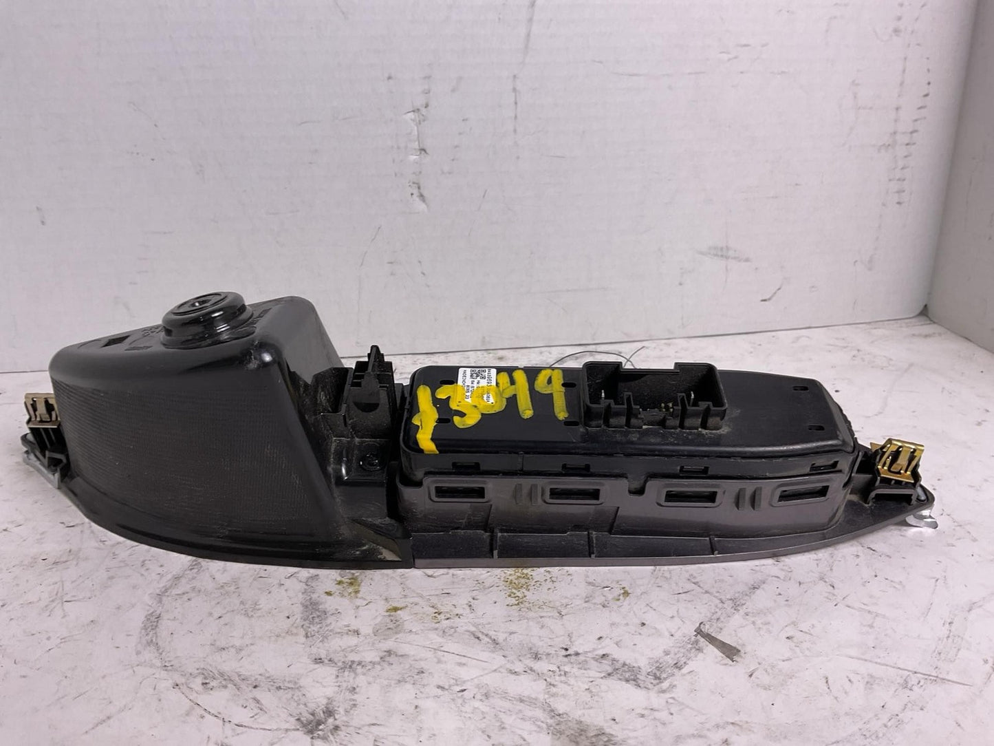 Door Switch Front CHEVY MALIBU 16 17 18 19 20 21 22 23 243
