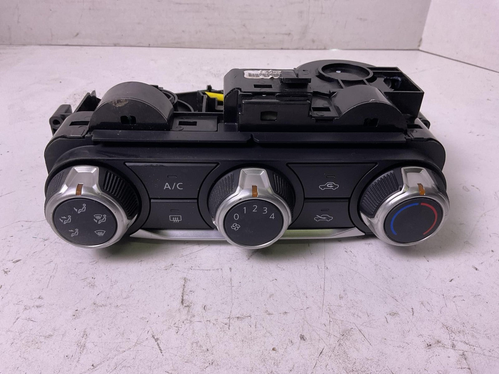 Heater A/c Control NISSAN VERSA 20 21 22 23 240