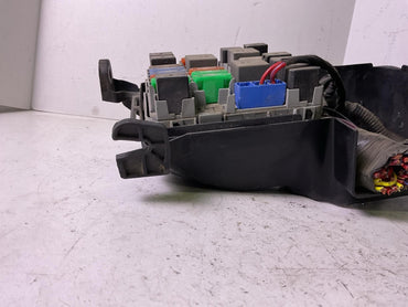 Engine Fuse Box For 2015 2016 Dodge Dart1
