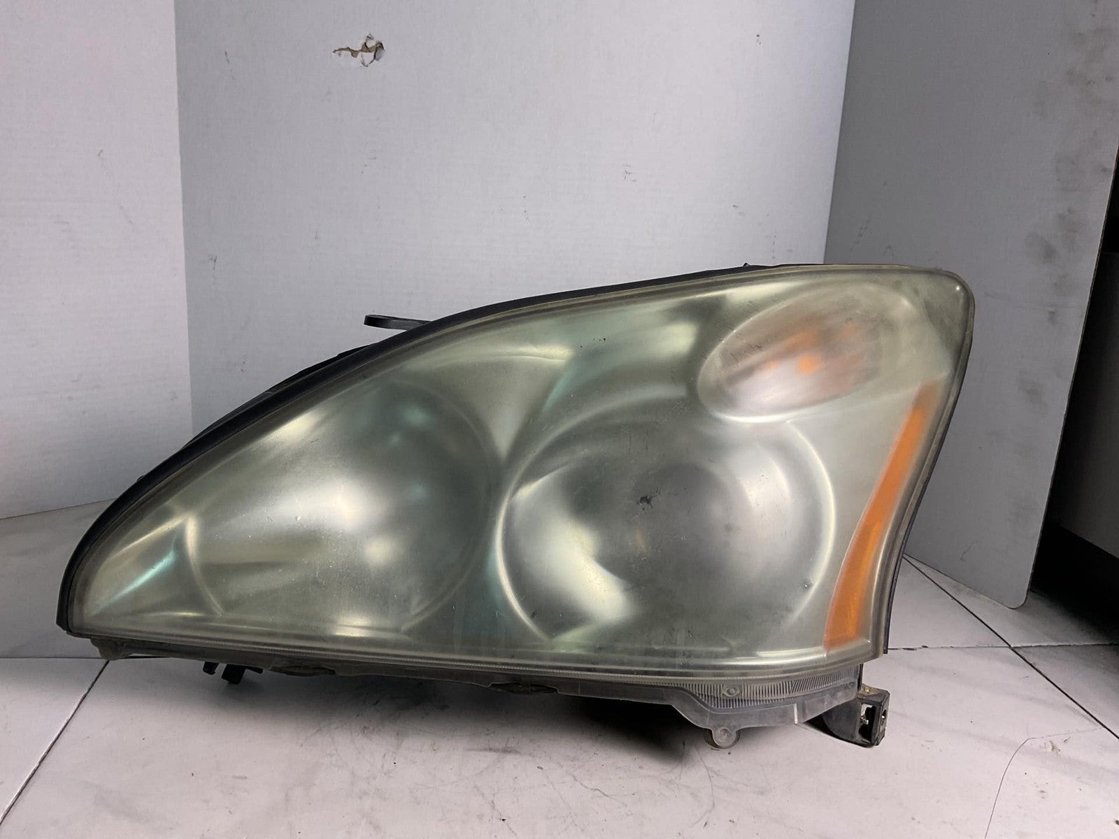 Headlamp Assembly LEXUS RX330 Left 04 05 060