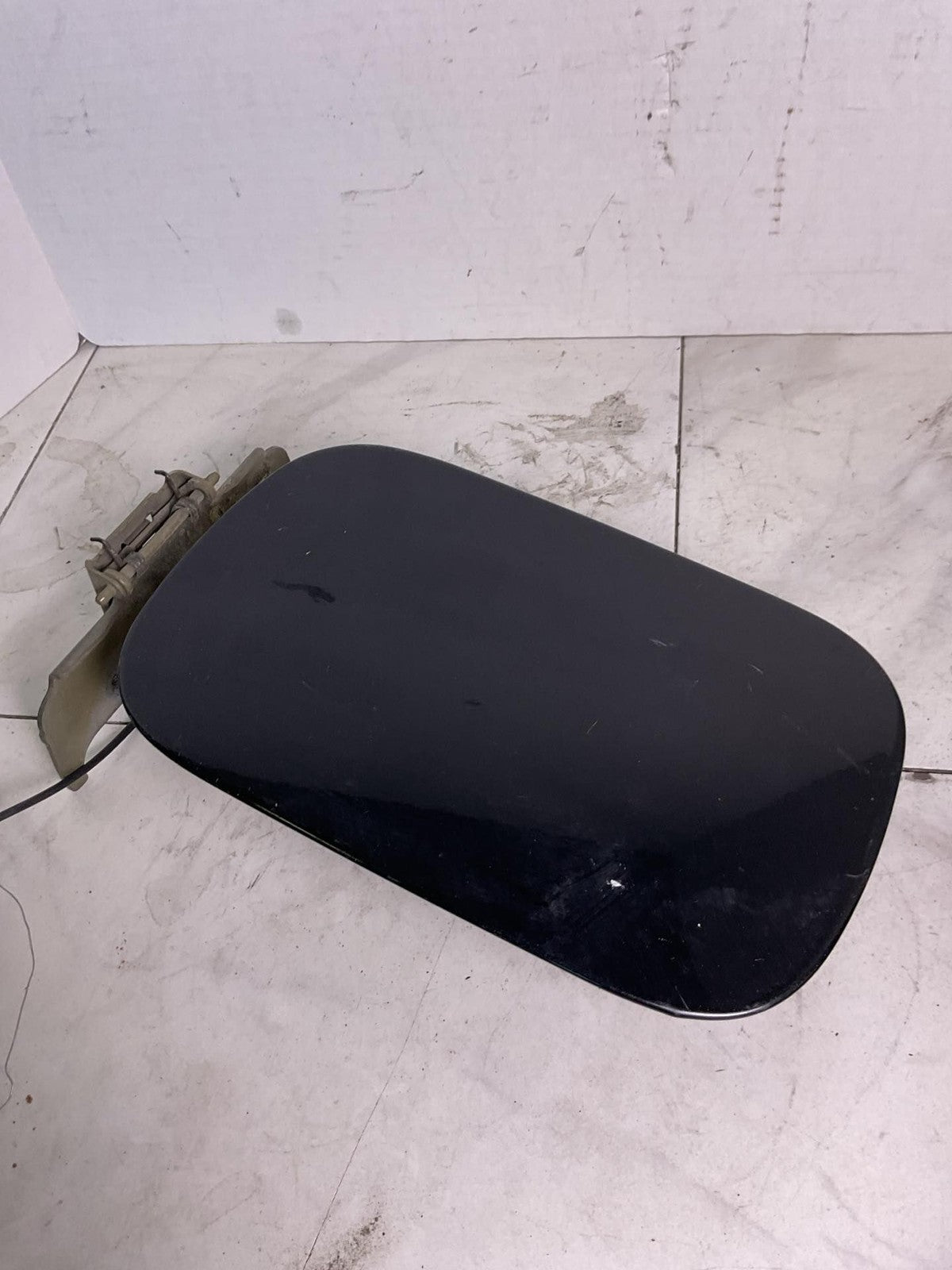 Fuel Tank Door DODGE DURANGO 11 12 130