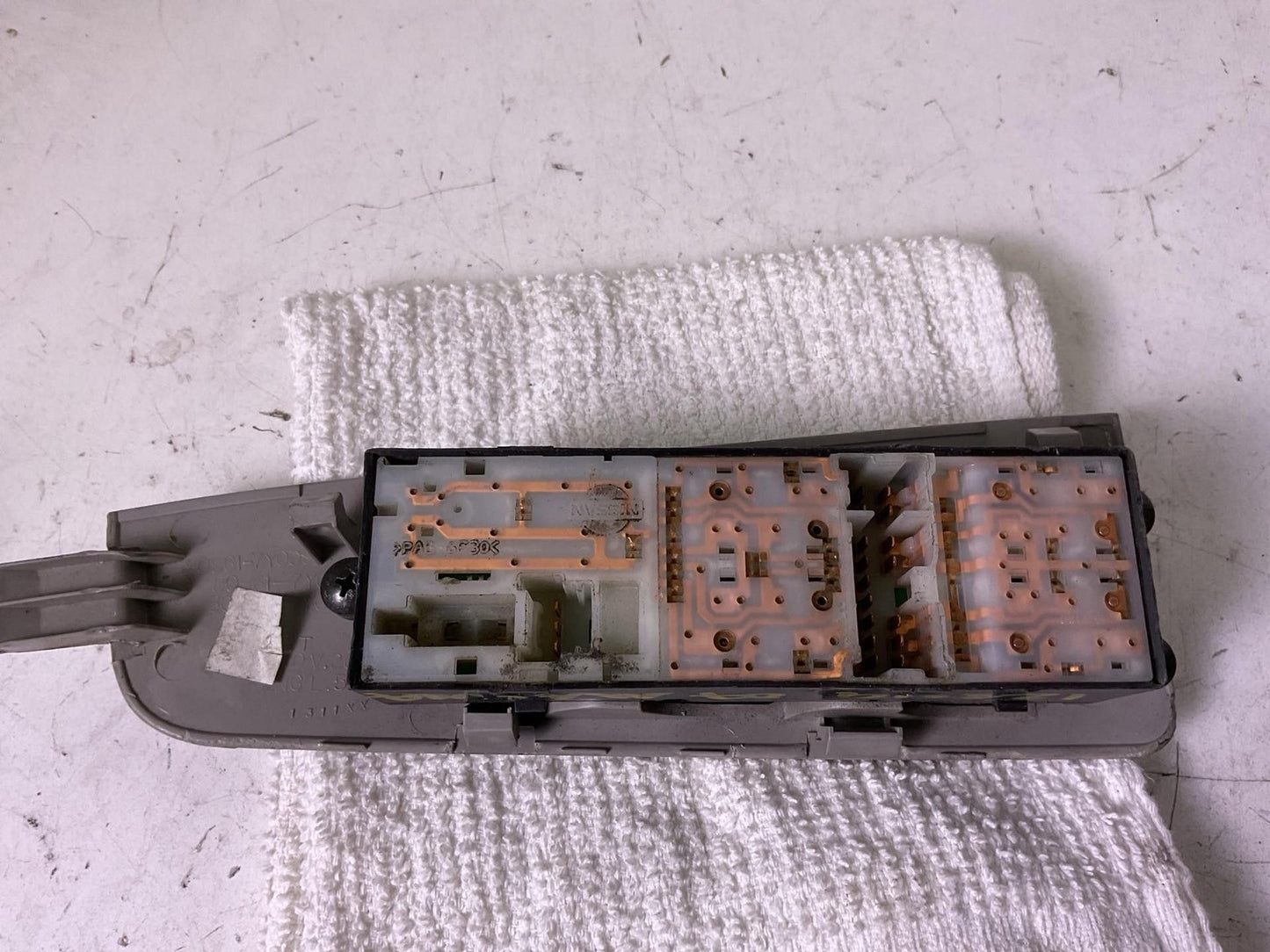 Door Switch Front NISSAN MAXIMA 04 05 06 07 084