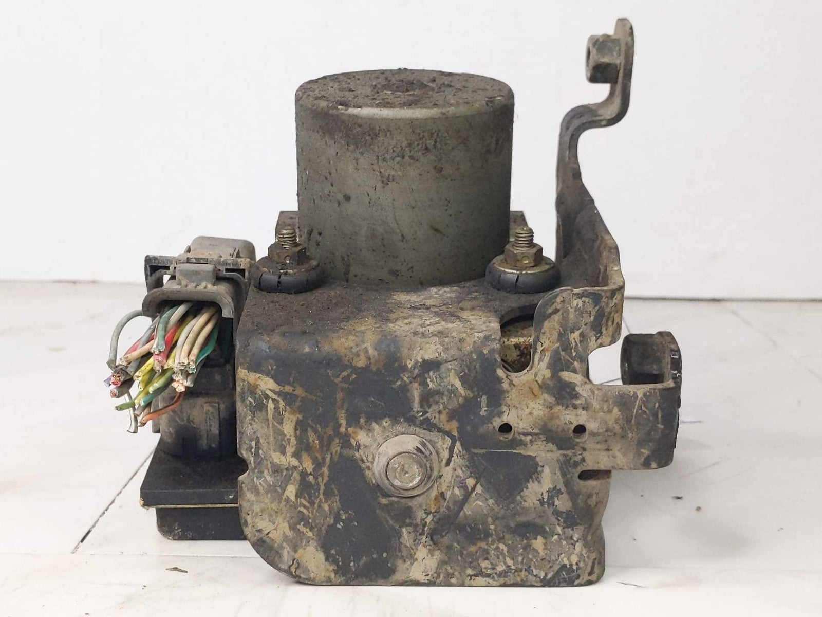 Anti-Lock Brake Pump Module Control Assembly For 2009-2013 CHEVY SILVERADO 15002