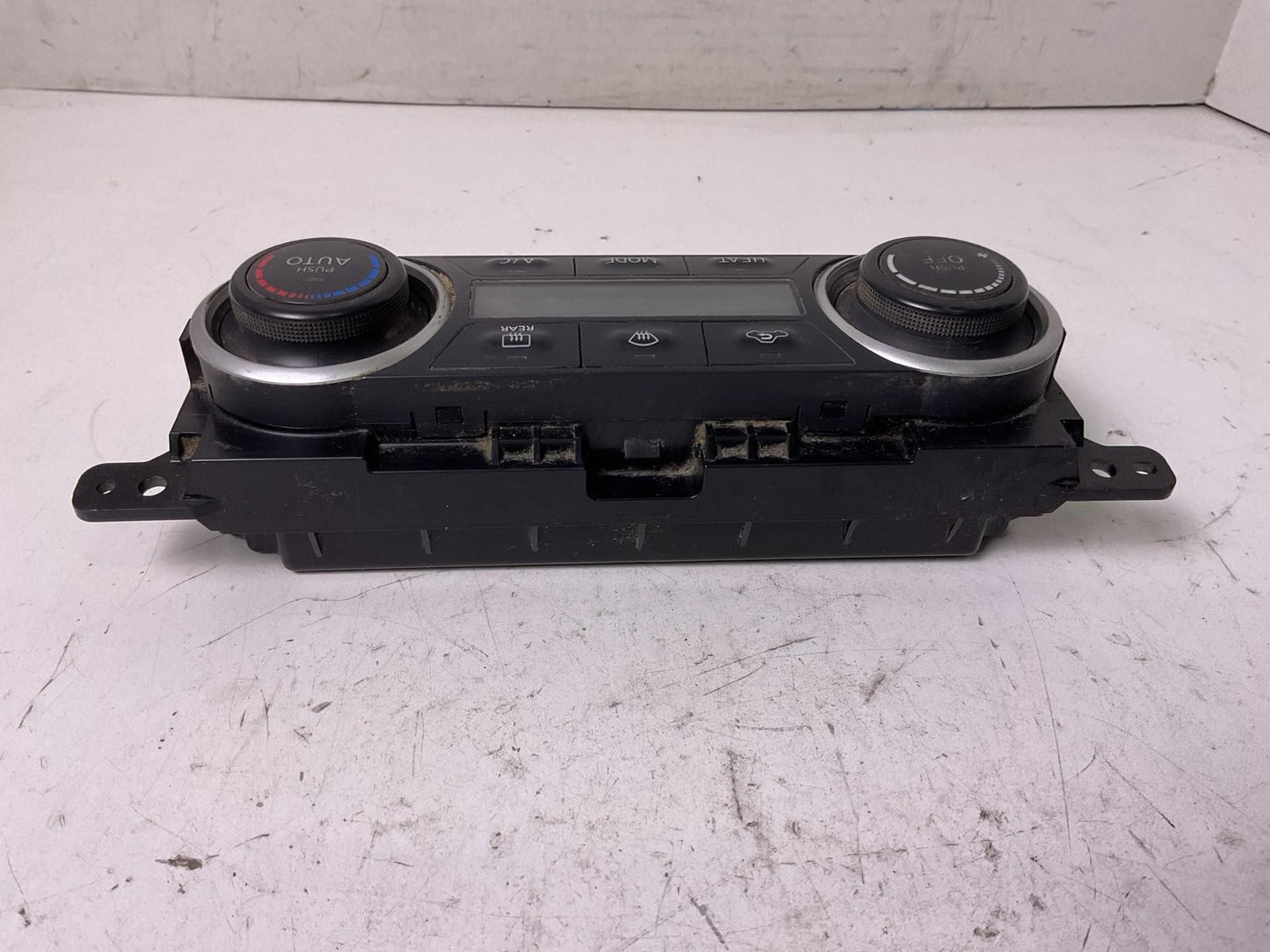 Heater A/c Control NISSAN LEAF 132