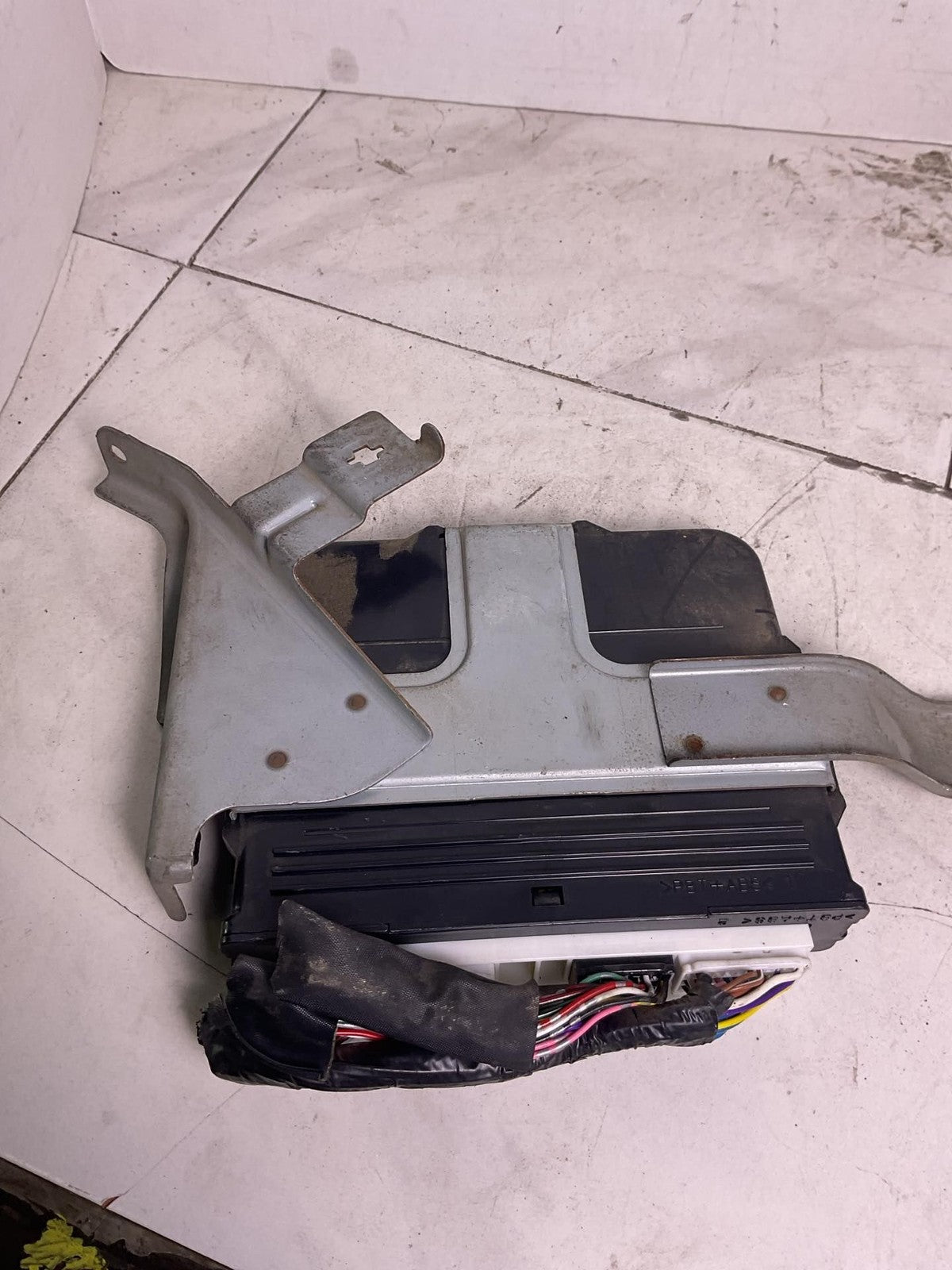 Chassis Brain Box TOYOTA 4RUNNER 03 043