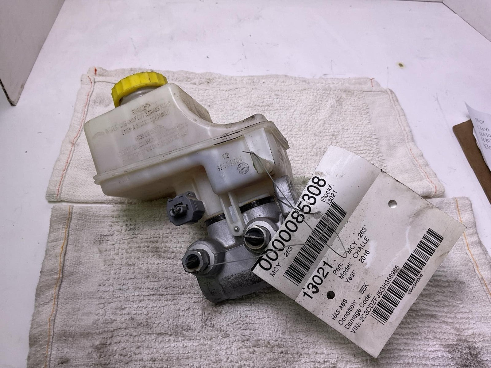 Master Cylinder DODGE CHALLENGER 08 09 10 11 12 13 14 15 16 17 18 19 20 21 22 230