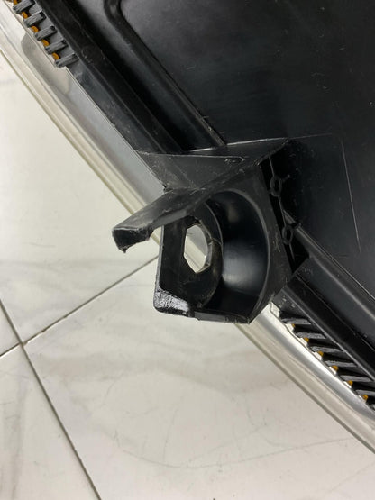 Headlamp Assembly AUDI A6 Right 05 06 07 085