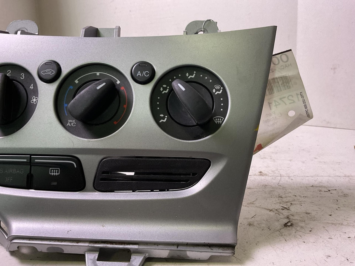 Heater A/c Control FORD FOCUS 13 142