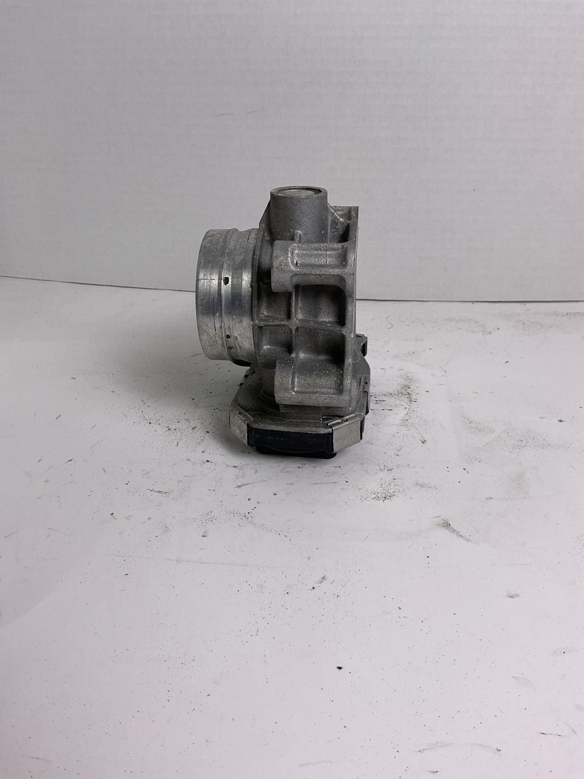 Throttle Body/valve Assy CHEVY CRUZE 17 18 191