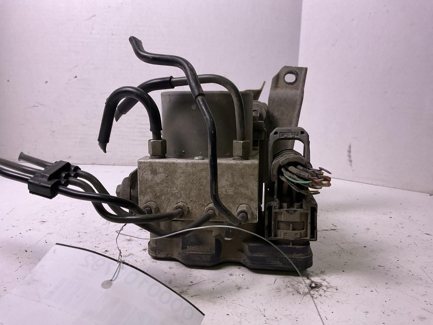 Anti-lock Brake Parts NISSAN MAXIMA 16 17 181