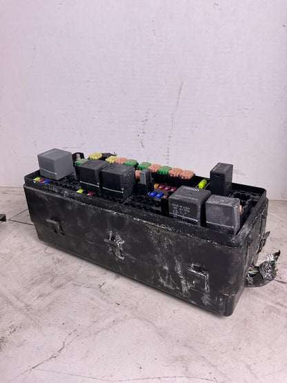 Engine Fuse Box DODGE CHALLENGER 183